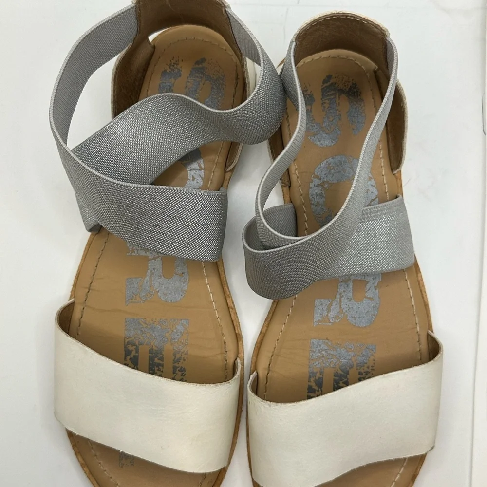 Sorel Silver and White Minimalist Sandals